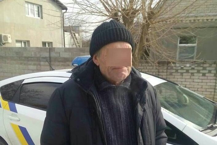 В Корабельному районі 51-річний наркоман намагався сховатись від поліції | Корабелов.ИНФО