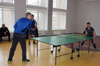 Патрульний, що працює в Корабельному, переміг у тенісних баталіях в Миколаєві та поїде на всеукраїнські змагання | Корабелов.ИНФО image 1