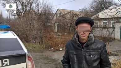 Сховати в роті шприц з наркотиками намагався чоловік, затриманий в Корабельному районі | Корабелов.ИНФО