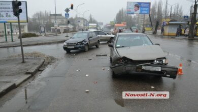 На проспекте Богоявленском столкнулись автомобили "Daewoo" и "Nissan", пострадала женщина | Корабелов.ИНФО image 2