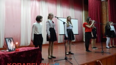 "Общество, которому не все равно". У школі в Корабельному районі відбувся концерт пам'яті Кузьми Скрябіна (ВІДЕО) | Корабелов.ИНФО image 2