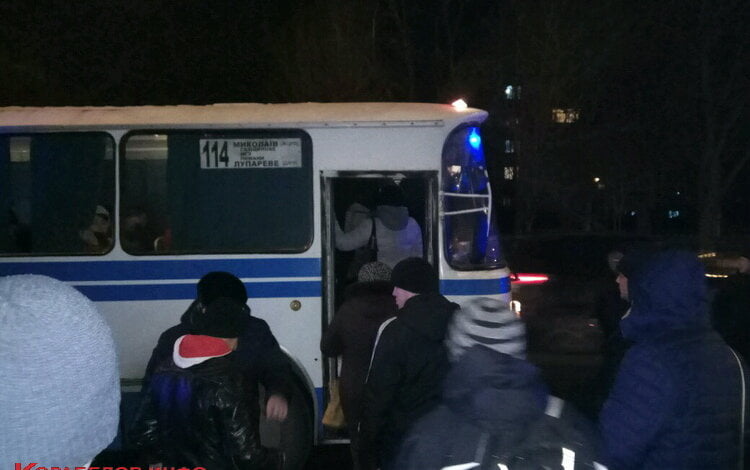 Жители Витовского района борются за цены на проезд: уже есть договоренность о новых тарифах и скидках детям | Корабелов.ИНФО