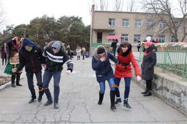 У школі-інтернаті в Корабельному районі Миколаєва відсвяткували Масляну | Корабелов.ИНФО image 9