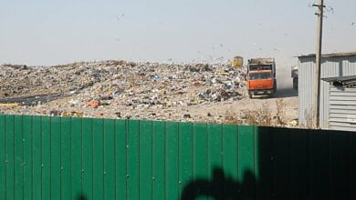 На мусорной свалке в Николаеве водителя мусоровоза ударило током в 10 тысяч вольт | Корабелов.ИНФО