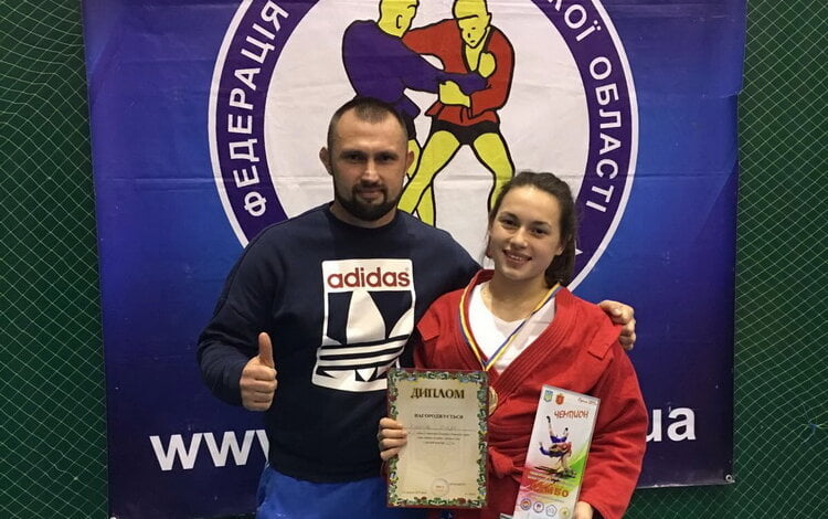 Дочь чемпиона Украины из Корабельного района Николаева пошла по стопам отца, став лучшей самбисткой страны до 18 лет | Корабелов.ИНФО image 3
