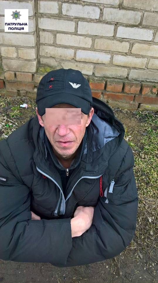 В Корабельному районі патрульні за 1 годину затримали 2-х наркоманів | Корабелов.ИНФО image 4