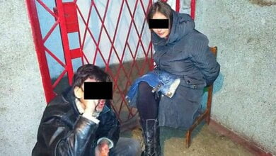 Николаевская полиция на время забрала 10-летнюю девочку у пьяных родителей | Корабелов.ИНФО