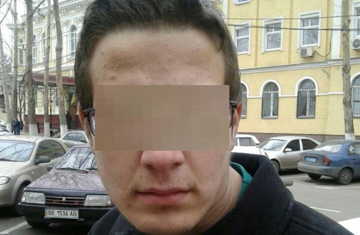 Патрульні в Миколаєві затримали чоловіка, який розшукувався через підозру у вчиненні крадіжки | Корабелов.ИНФО