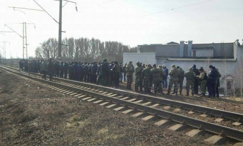Участники блокады Донбасса объявили о перекрытии ж/д сообщения с Россией | Корабелов.ИНФО image 1