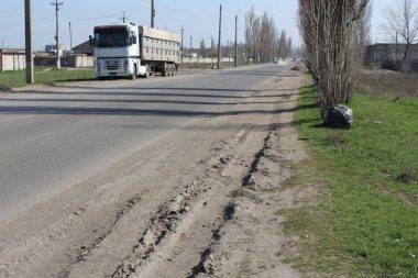 В Корабельном районе проводятся работы по обустройству обочин | Корабелов.ИНФО image 3