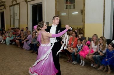 "Весняний вернісаж" подарували жінкам творчі колективи ПК «Корабельний» | Корабелов.ИНФО image 8