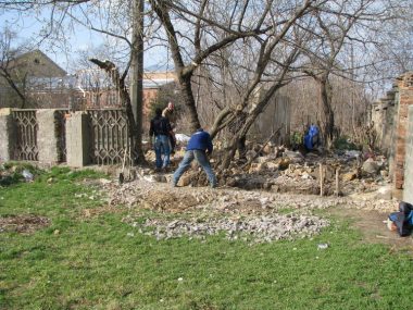"Московские попы уже ломают имущество ДК», - жители Корабельного собираются пикетировать сессию горсовета | Корабелов.ИНФО image 8