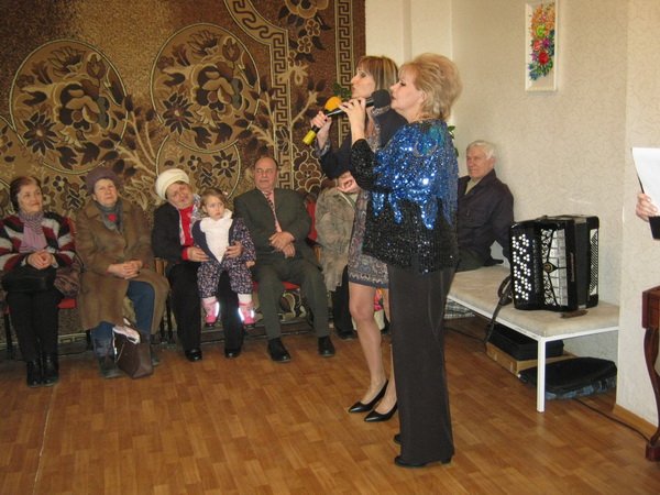 «Жінка… весна… любов». Жінок Корабельного району привітали зі святом весни | Корабелов.ИНФО image 13