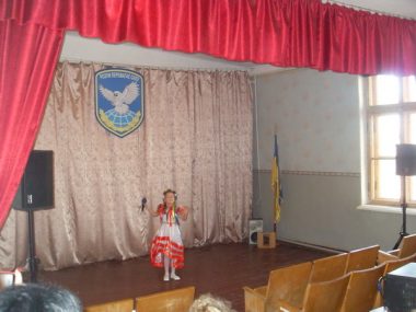 Колективи Палацу культури "Корабельний" привітали жінок-захисниць у військовій частині А3767 | Корабелов.ИНФО image 1