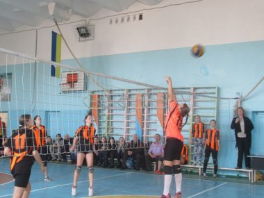 Сборная команда девушек из Корабельного без единого поражения прошла Областные Игры по волейболу, став их победителем | Корабелов.ИНФО image 5