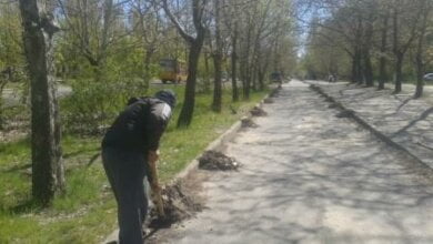 В Корабельному районі наводять лад силами працівників, що залучені на громадські роботи | Корабелов.ИНФО