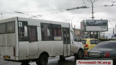 Микроавтобус «Рута» маршрута №1 попал в ДТП | Корабелов.ИНФО