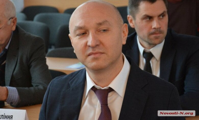 Семья первого заместителя мэра Сенкевича при годовом доходе в 155 тыс. грн. купила машину почти за миллион | Корабелов.ИНФО