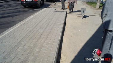 Мэр-экскурсовод: Сенкевич покатал чиновников по проблемным местам города | Корабелов.ИНФО image 4