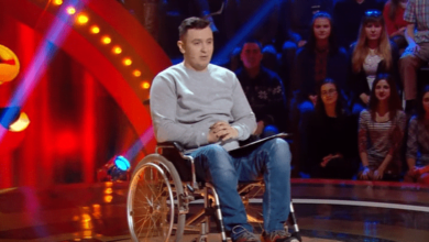 Шутки о николаевской больнице принесли мужчине в инвалидном кресле победу в «Рассмеши комика» | Корабелов.ИНФО