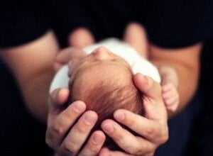 В школе на Николаевщине уборщица утопила новорожденного младенца в ведре с водой | Корабелов.ИНФО