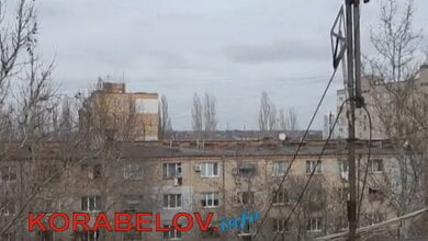 "Список должников не предоставили, а свет двум домам целиком отключить грозятся", - жители Корабельного просят справедливости | Корабелов.ИНФО image 1