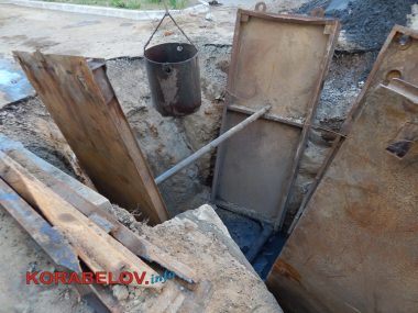 Аварийный коллектор в Корабельном, куда провалился мусоровоз, починят до конца мая, - директор "Николаевводоканала" | Корабелов.ИНФО image 2