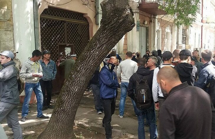 В Николаеве «правые» и участники АТО "напали" на офис «афганцев» | Корабелов.ИНФО image 4