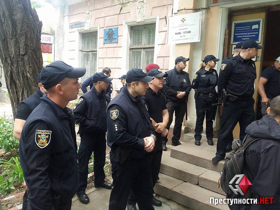 В Николаеве «правые» и участники АТО "напали" на офис «афганцев» | Корабелов.ИНФО image 5