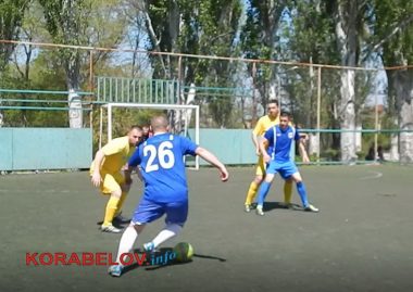 Стартовали игры летнего чемпионата Николаева по мини-футболу. "Ольвийцы" разгромили "Десант" со счетом 8:1 | Корабелов.ИНФО image 27