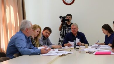 "Маршрутчики" хотят поднять стоимость проезда до 8 грн - отдел цен горисполкома | Корабелов.ИНФО