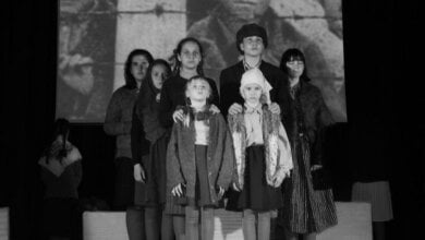 Жахи важких воєнних часів показали у палаці культури "Корабельний" учасники дитячої театральної студії "Апельсин" | Корабелов.ИНФО image 5