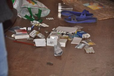 "Стреляли из автоматов": в Широкой Балке накрыли группу наркоторговцев, которую «крышевал» полицейский | Корабелов.ИНФО image 7