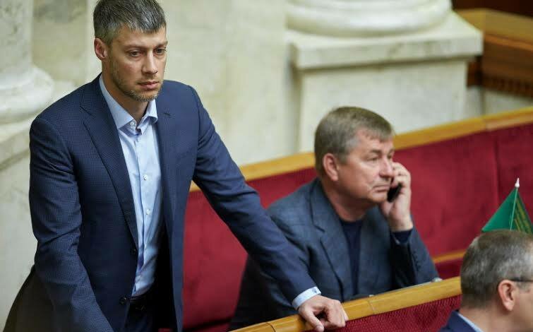 «Издевательством над  людьми» назвала партия «Возрождение» правительственную пенсионную реформу | Корабелов.ИНФО