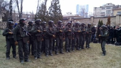 В Ольшанскую колонию вводят спецназ для «зачистки» - заключенные готовы массово резать вены, - СМИ | Корабелов.ИНФО