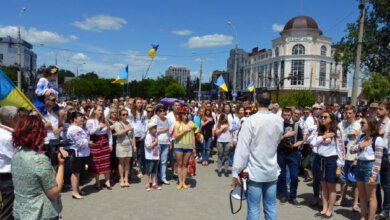 «Україна понад усе»: мегамарш вышиванок вновь заполонил улицы Николаева | Корабелов.ИНФО