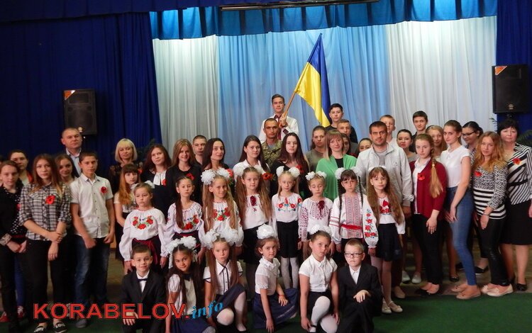 "Взрослые, сделайте что-нибудь!". Школярі, вдячні героям Другої світової, благають, аби вижили сьогоднішні захисники України | Корабелов.ИНФО image 8