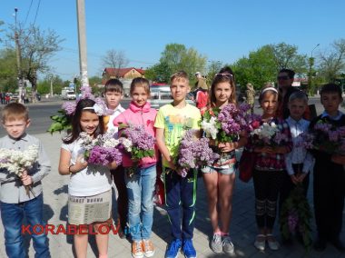 О хрупкости мира и ужасной цене Победы: накануне Дня Памяти в Корабельном районе состоялся торжественный митинг | Корабелов.ИНФО image 6