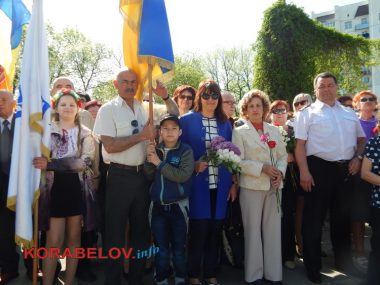 О хрупкости мира и ужасной цене Победы: накануне Дня Памяти в Корабельном районе состоялся торжественный митинг | Корабелов.ИНФО image 17