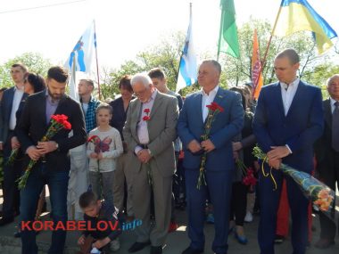 О хрупкости мира и ужасной цене Победы: накануне Дня Памяти в Корабельном районе состоялся торжественный митинг | Корабелов.ИНФО image 18