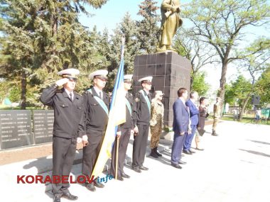 О хрупкости мира и ужасной цене Победы: накануне Дня Памяти в Корабельном районе состоялся торжественный митинг | Корабелов.ИНФО image 28