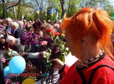 О хрупкости мира и ужасной цене Победы: накануне Дня Памяти в Корабельном районе состоялся торжественный митинг | Корабелов.ИНФО image 36