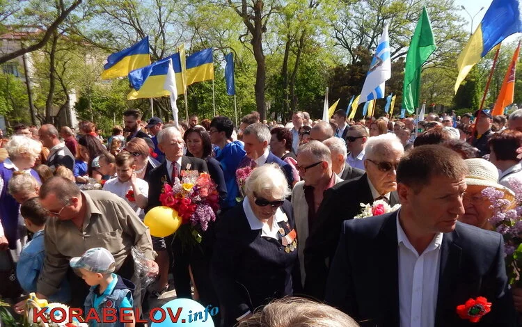 О хрупкости мира и ужасной цене Победы: накануне Дня Памяти в Корабельном районе состоялся торжественный митинг | Корабелов.ИНФО image 37