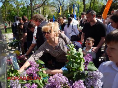 О хрупкости мира и ужасной цене Победы: накануне Дня Памяти в Корабельном районе состоялся торжественный митинг | Корабелов.ИНФО image 40