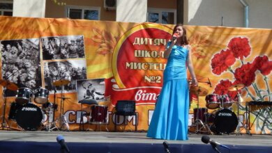 "Розквітай, переможна весно!" Колектив школи мистецтв Корабельного району подарував миколаївцям незабутнє свято | Корабелов.ИНФО image 25