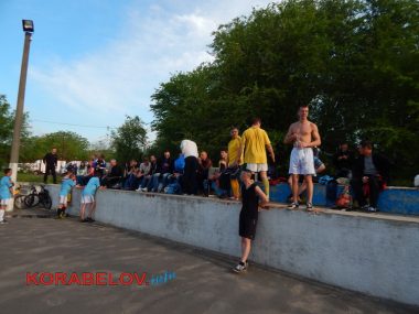 Заводская спартакиада: "глиноземщики" сражаются в мини-футбольных матчах (ВИДЕО) | Корабелов.ИНФО image 13