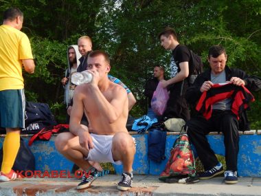 Заводская спартакиада: "глиноземщики" сражаются в мини-футбольных матчах (ВИДЕО) | Корабелов.ИНФО image 12