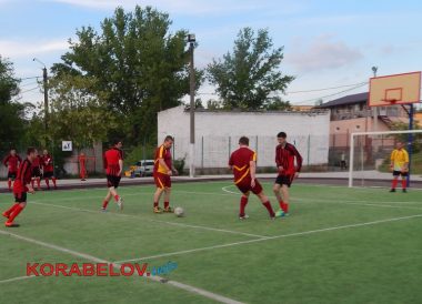 Заводская спартакиада: "глиноземщики" сражаются в мини-футбольных матчах (ВИДЕО) | Корабелов.ИНФО image 6