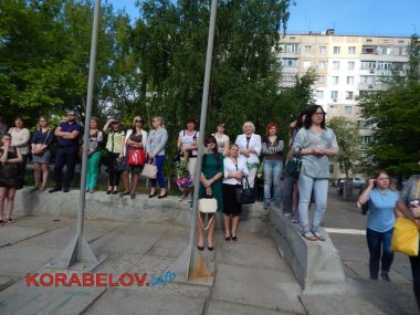 Теперь для них открыты горизонты! Праздник последнего звонка в школах Корабельного района (ВИДЕО) | Корабелов.ИНФО image 28