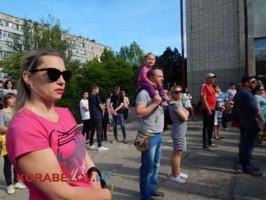 Теперь для них открыты горизонты! Праздник последнего звонка в школах Корабельного района (ВИДЕО) | Корабелов.ИНФО image 30